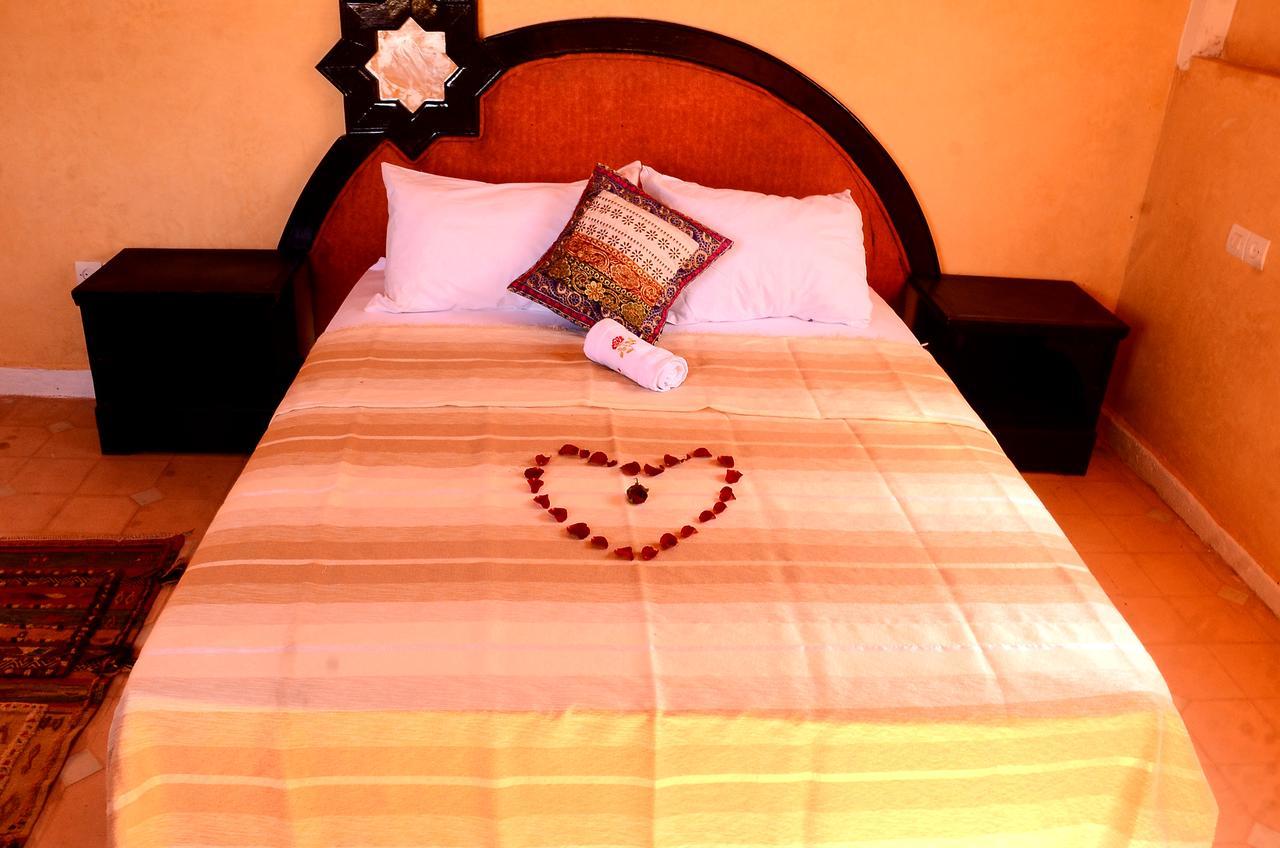 Latifa House Hotel Sbiti ภายนอก รูปภาพ