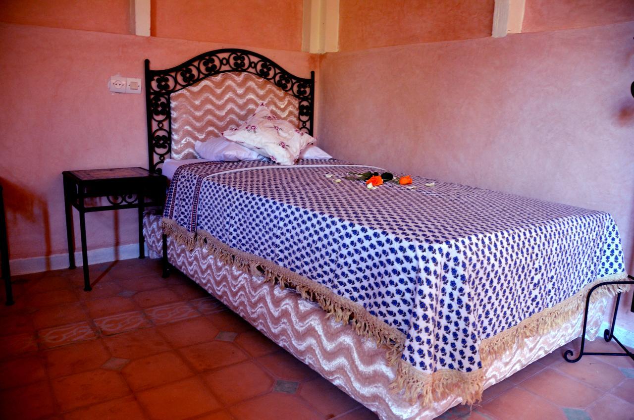 Latifa House Hotel Sbiti ภายนอก รูปภาพ