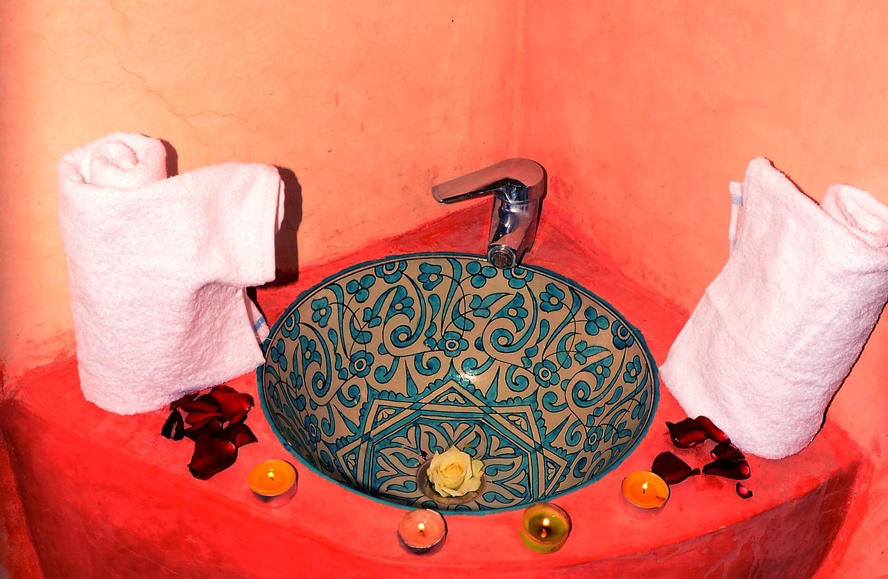 Latifa House Hotel Sbiti ภายนอก รูปภาพ