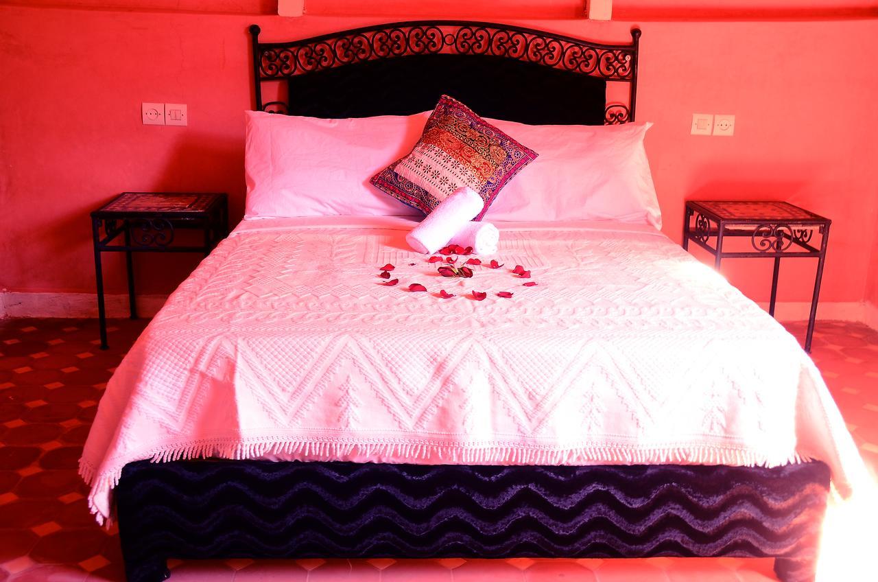 Latifa House Hotel Sbiti ภายนอก รูปภาพ