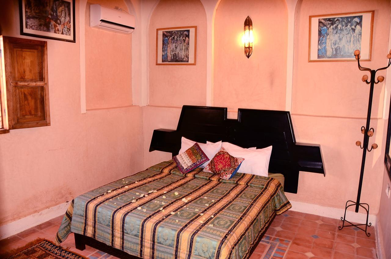 Latifa House Hotel Sbiti ภายนอก รูปภาพ