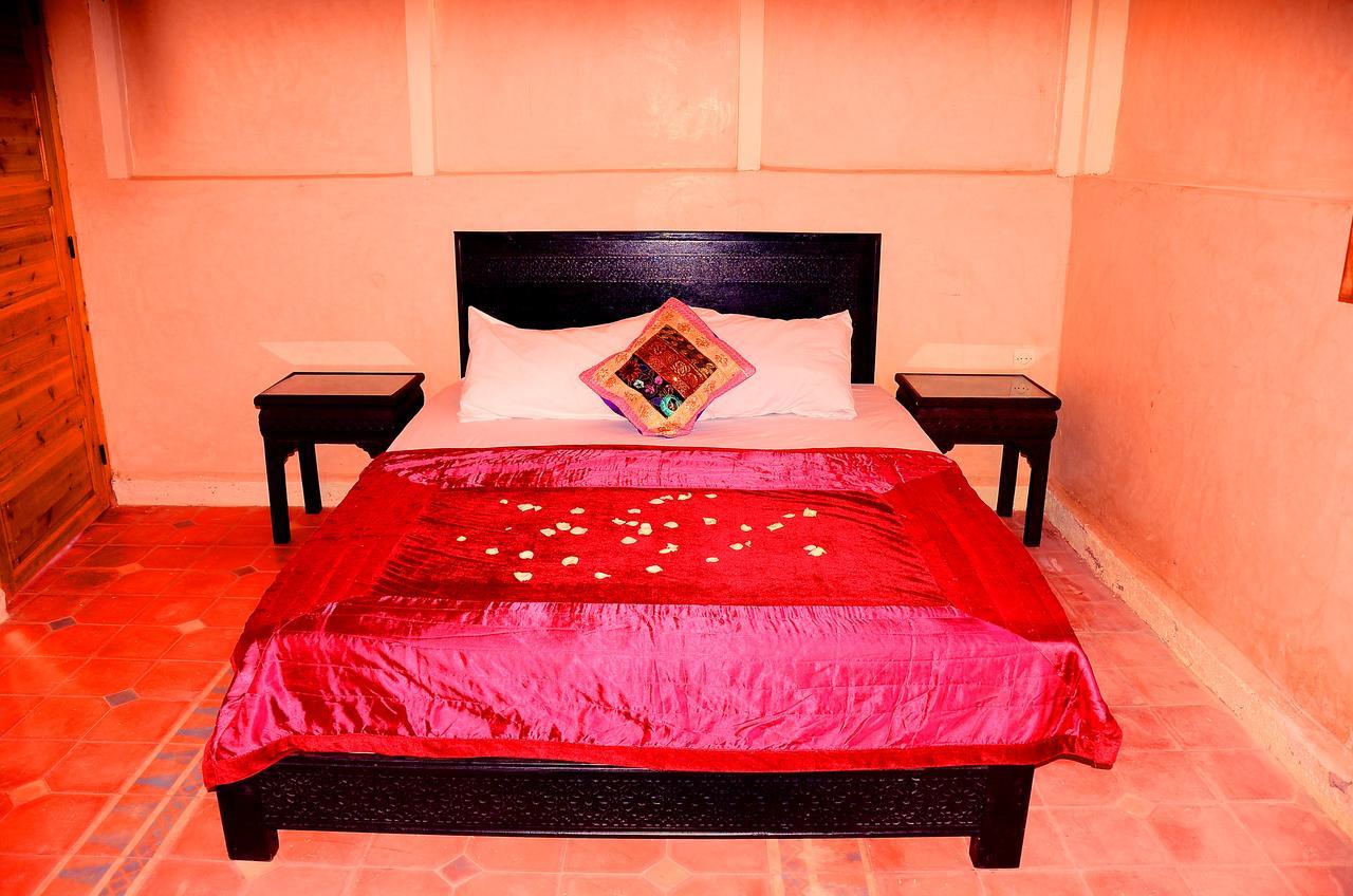 Latifa House Hotel Sbiti ภายนอก รูปภาพ